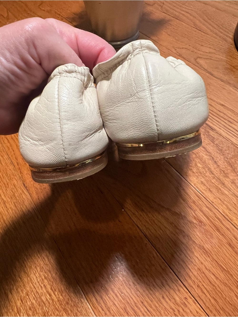 Tory Burch Cream Leather Logo Ballet Flats - Picture 2 of 3